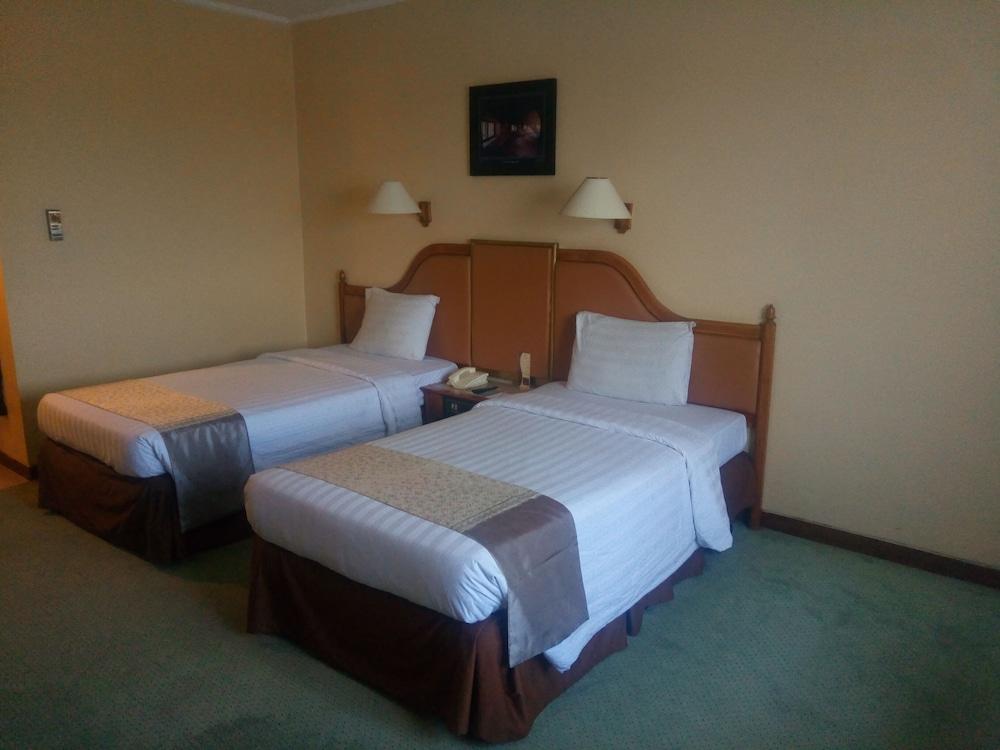 Sahid Raya Hotel & Convention Yogyakarta Maguwo Kültér fotó