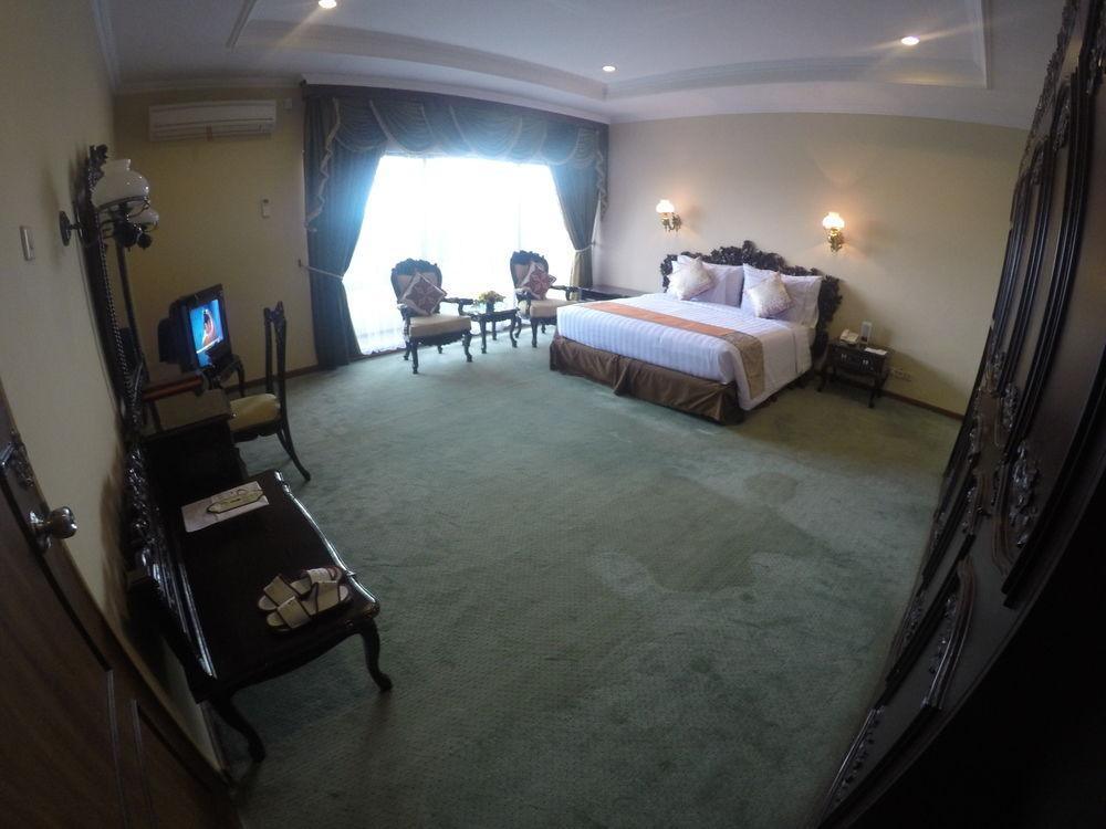 Sahid Raya Hotel & Convention Yogyakarta Maguwo Kültér fotó